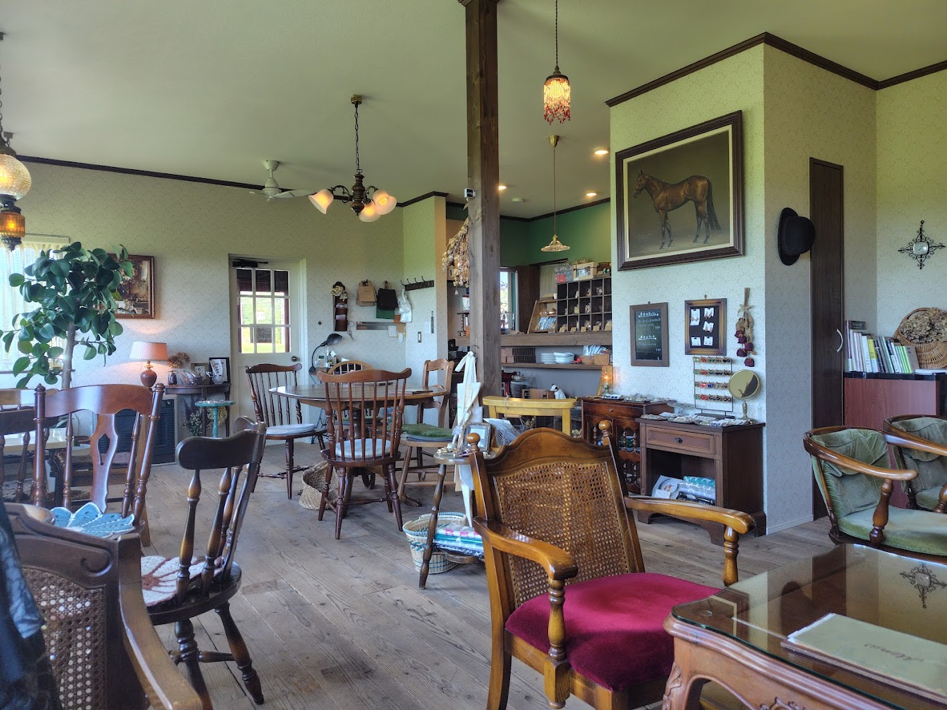 ドッグカフェ＆ラン　シャンティ