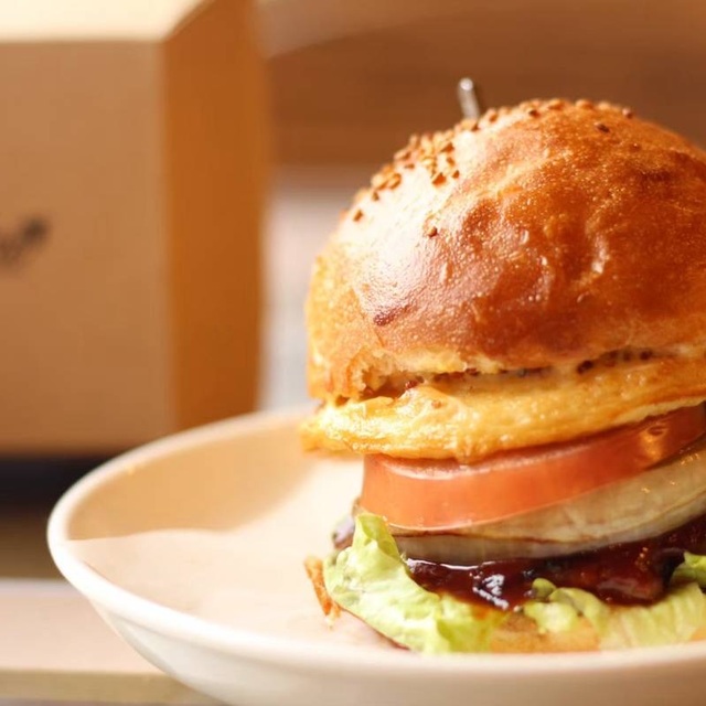 ザ キャンプファイヤー グリル＆カフェ バー ミナカミ