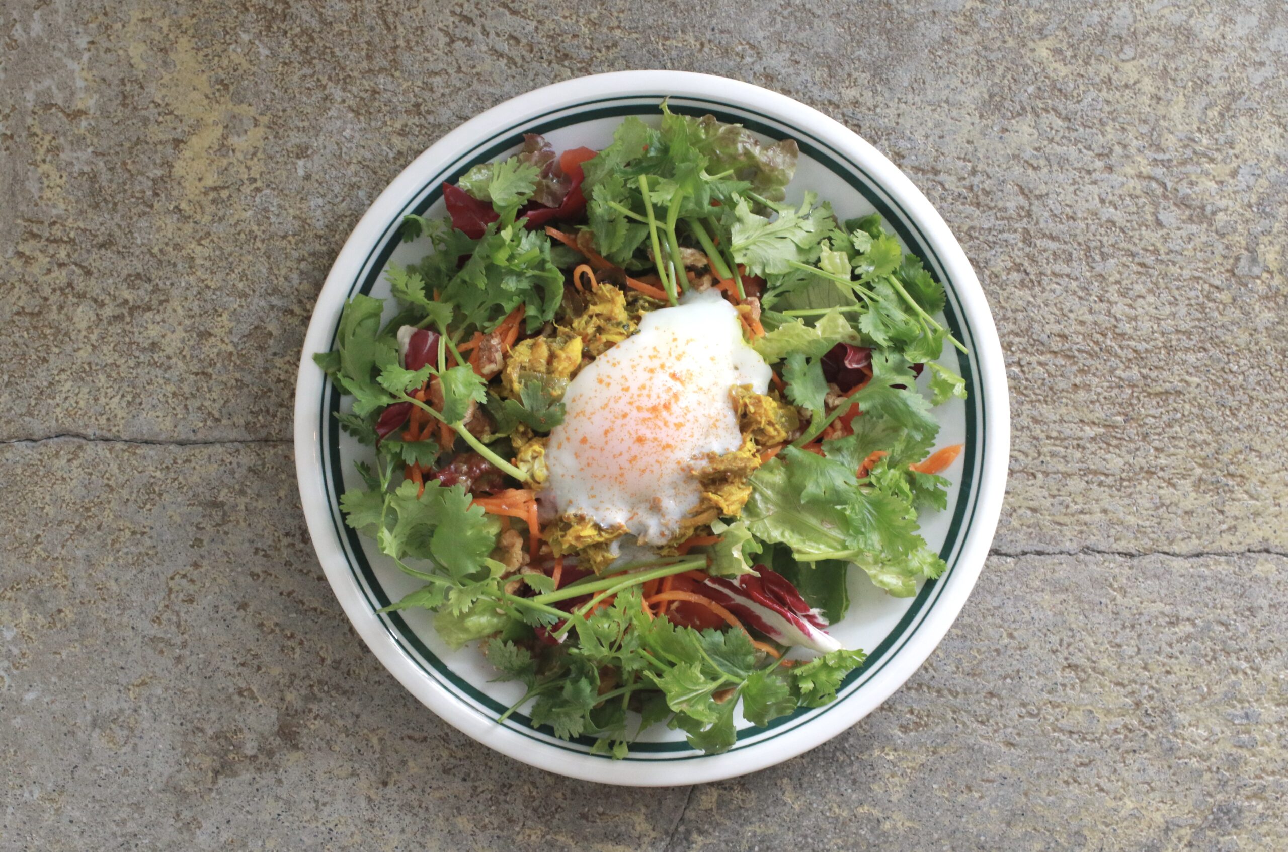 アーモンド ホステル アンド カフェ