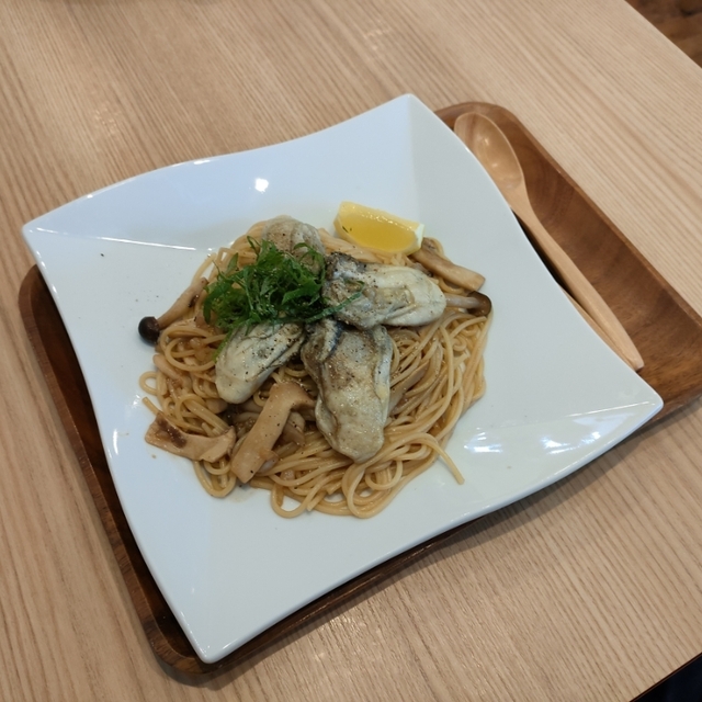 プチ ワン カフェ マリー