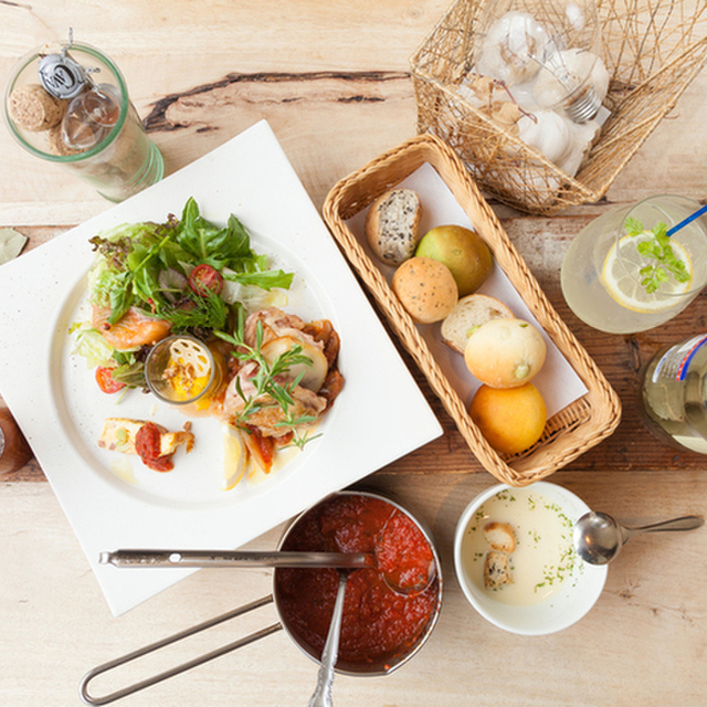 カフェ セル ロイド