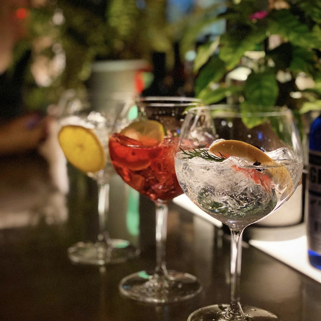 シックス バイ ファーイーストクラフト