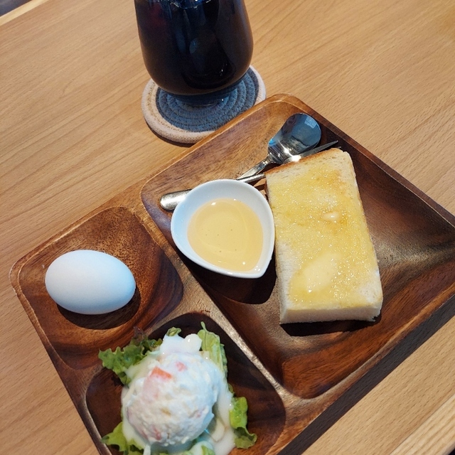 カフェ ルプティー 吟