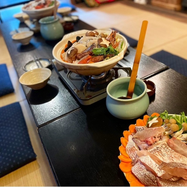 キヨリト サカノバ 酒挟む