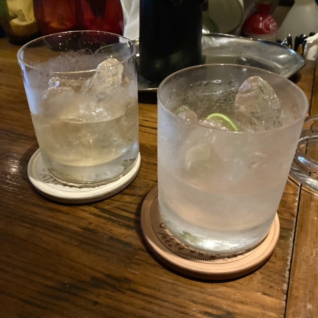 オーセンティック バー ピボット