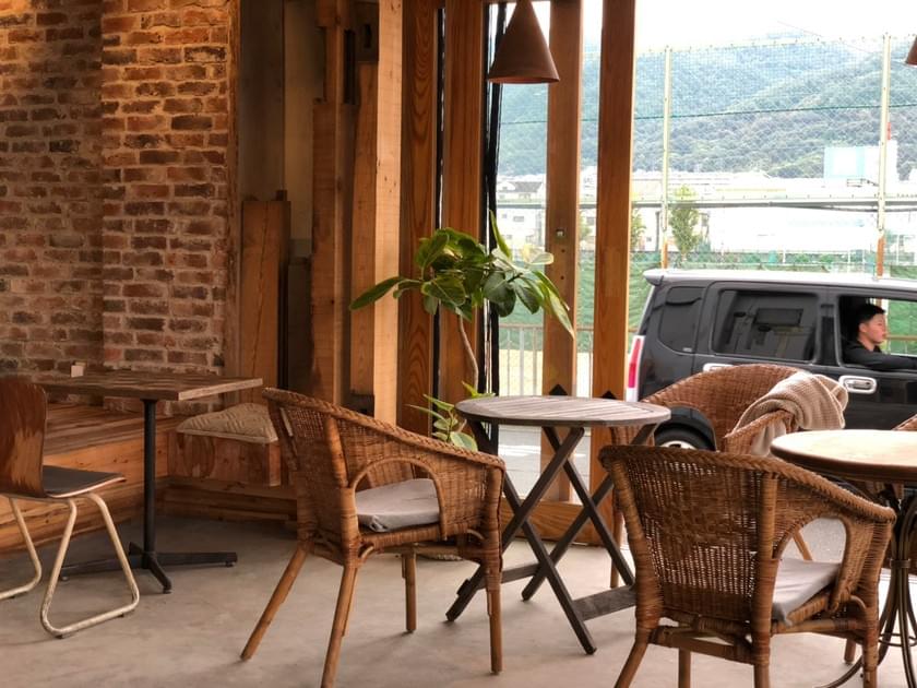 珈琲とコインランドリーのお店 ハレ