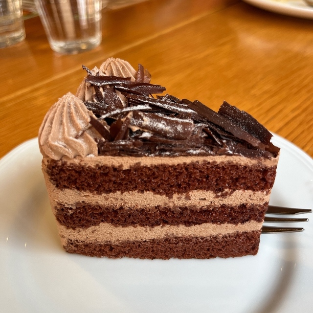 アルマド カフェ＆バー