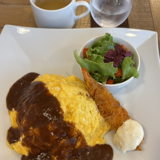 カフェレストラン ビクトリア