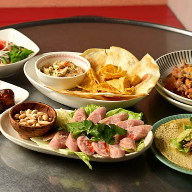 エスニック酒場 バックヤード