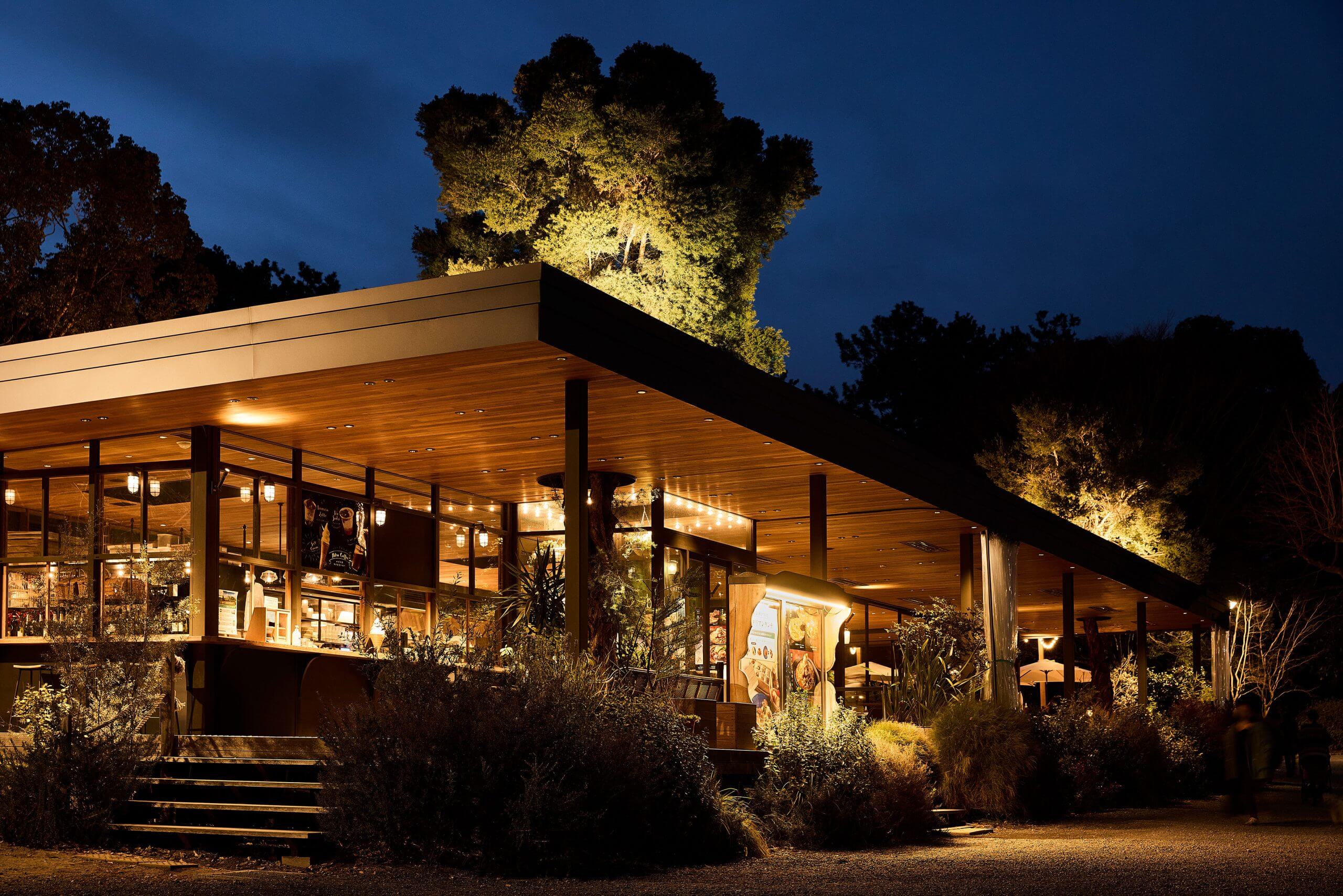 バードツリー 千里南公園