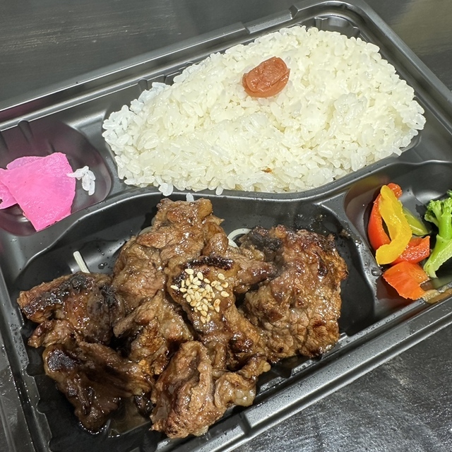 お肉屋さんのお弁当 オハコ