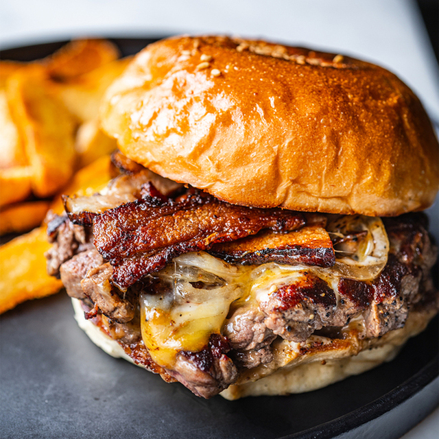 バーガーマニア 白金店