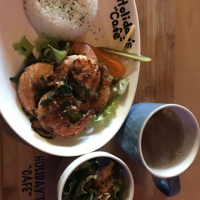 ホリデイズ カフェ