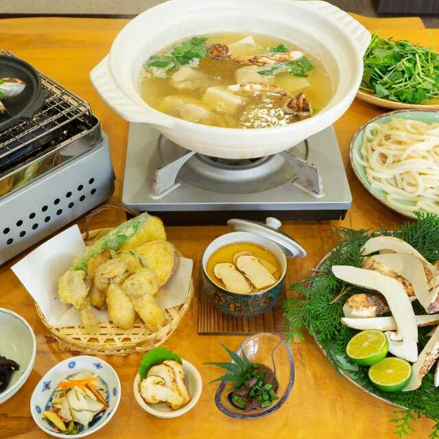 松茸と天然きのこのお食事処 秋あじ