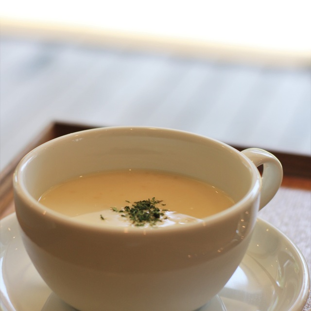 三角屋根 パンとコーヒー