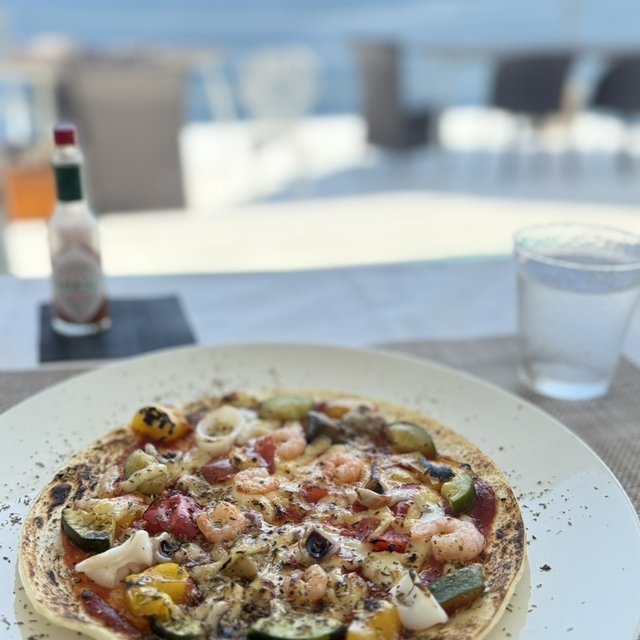 カフェ リボーン