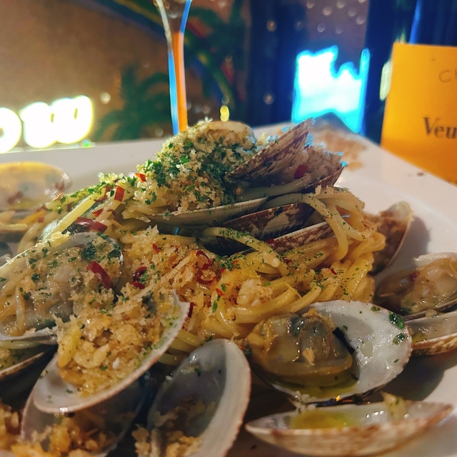 バル&キッチン フェロー