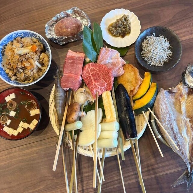 囲炉裏炉端 さぬき路