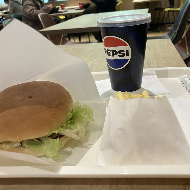 ゴンバーガー 札幌ジョイフルAK店