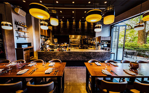 毛利 Salvatore Cuomo