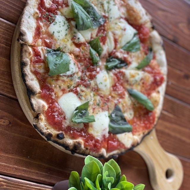 本格石窯ピザ工房 TSUMORI