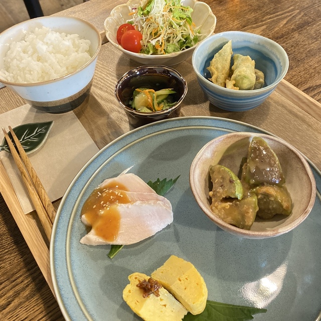 3テールズキッチン