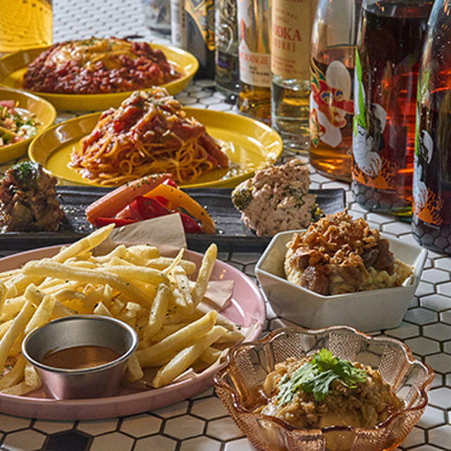 ALL GREEN island/alley