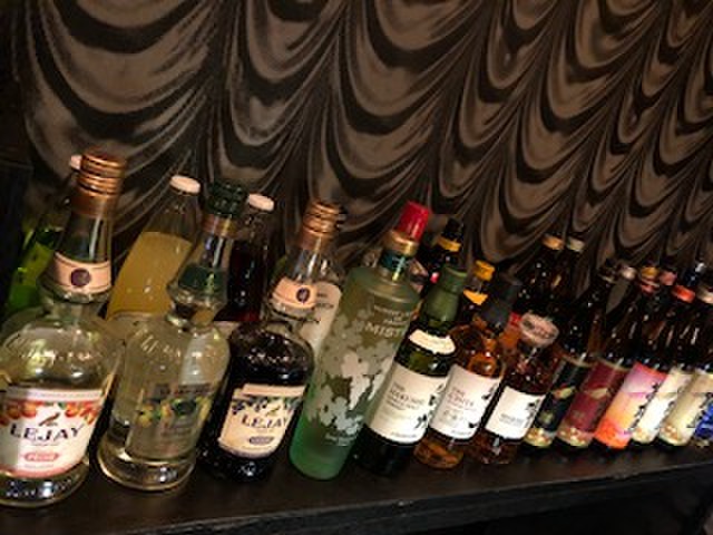 爬虫類BARウロボロス