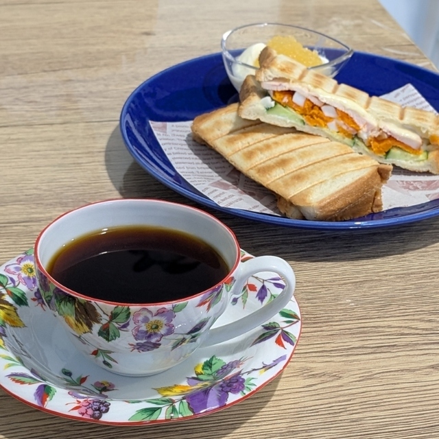 Cafeゆいまーる