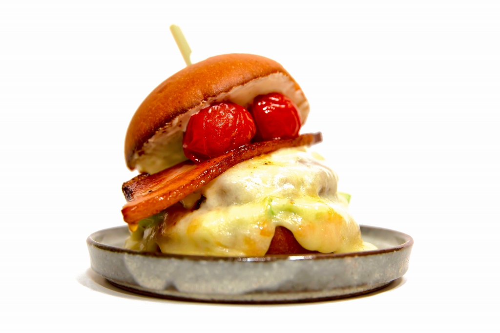 KAKUMEI Burger & cafe