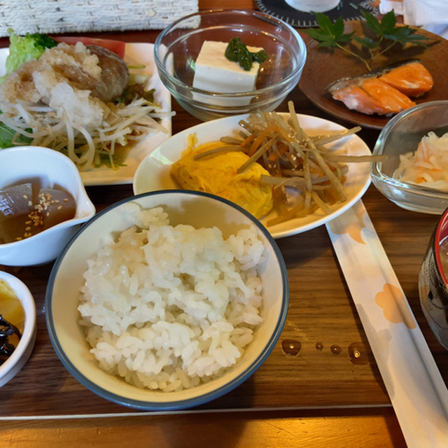 わんストーンカフェKINU