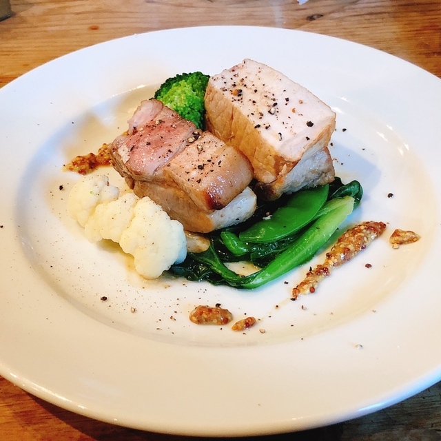 L’AUTRE MAISON 西の洞