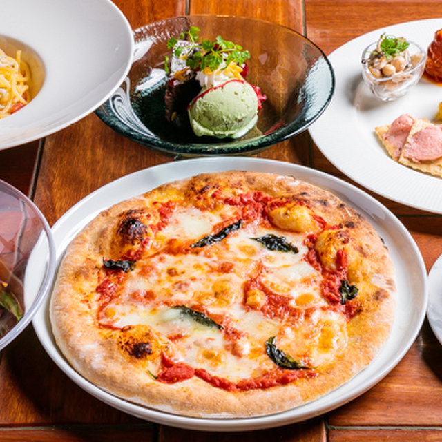 PIZZA DINING Richwaru 二和向台店