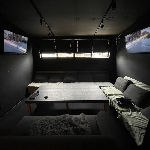 RUNWAY Shisha Cafe & Bar