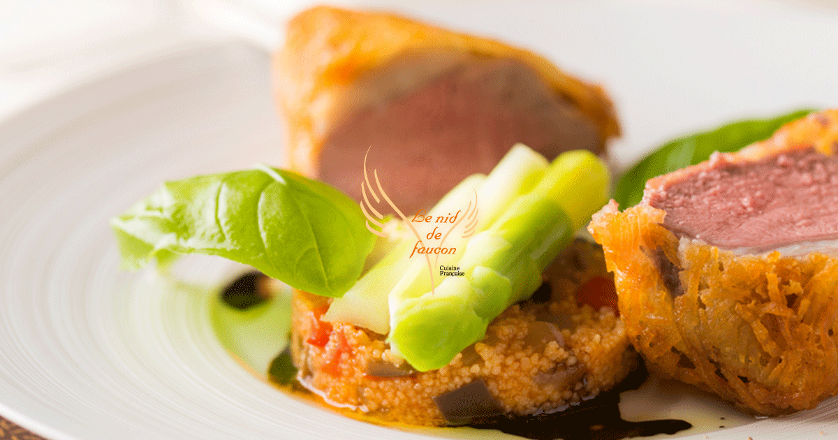 ル・ニ・ド・ファコン