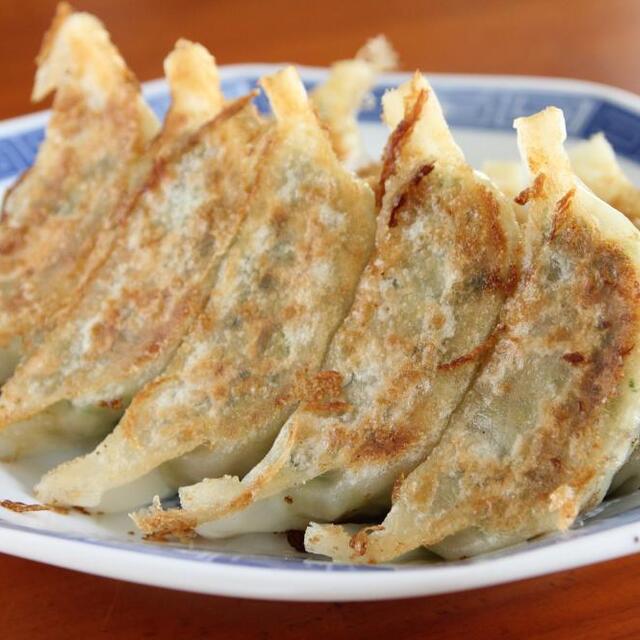 餃子の店　かめ