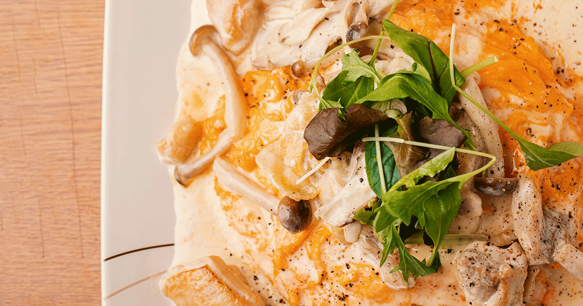 ダイニングカフェバーフラット