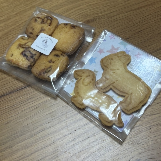 犬も歩けば・・・。