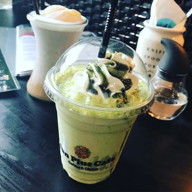 サンプラスカフェ