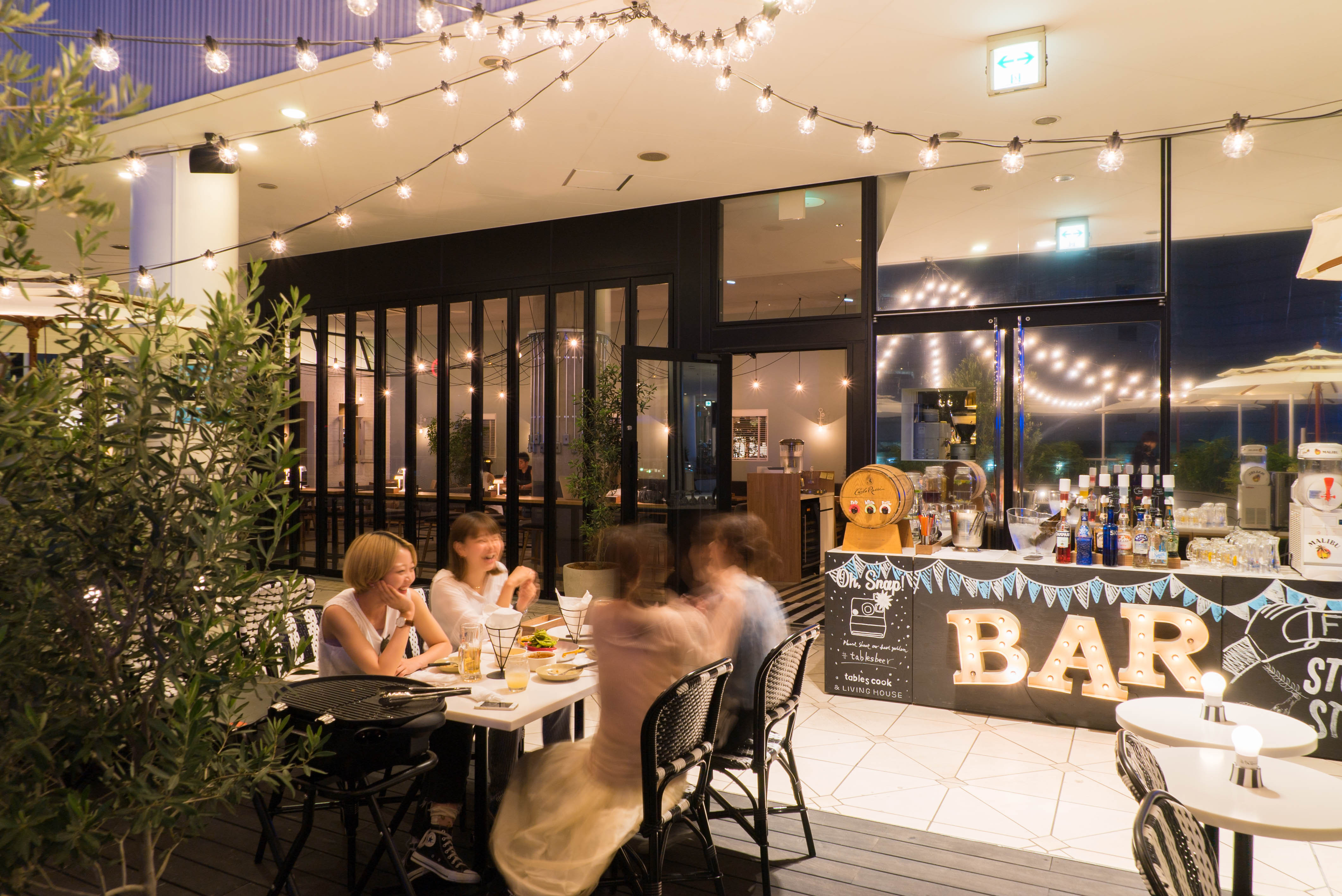 tables cook&LIVING HOUSE